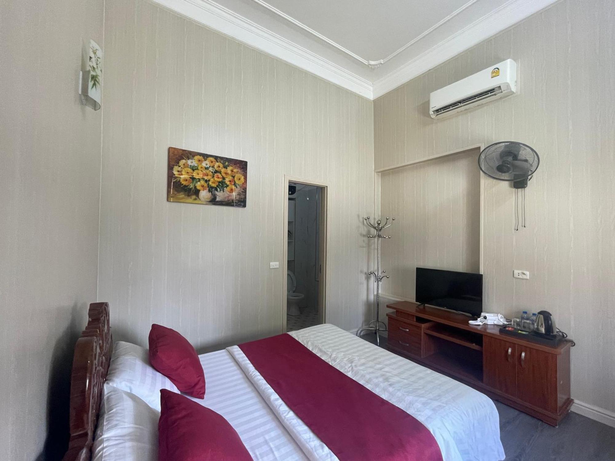 Bach Dai Dung Hotel Ha Tinh Bagian luar foto