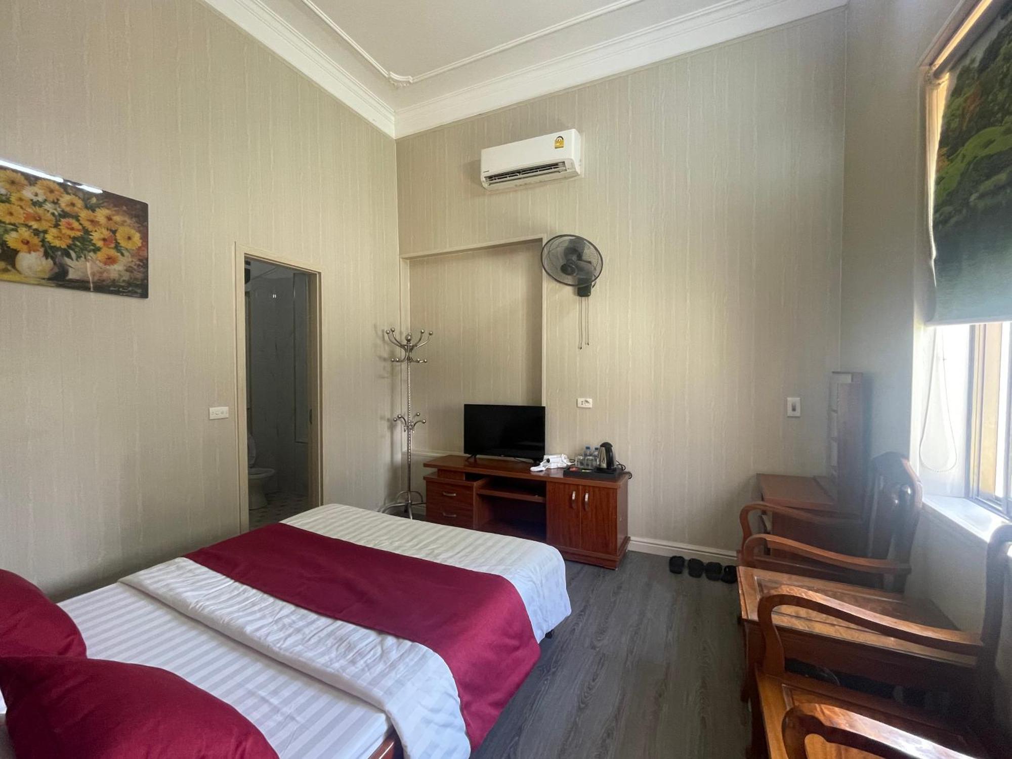Bach Dai Dung Hotel Ha Tinh Bagian luar foto
