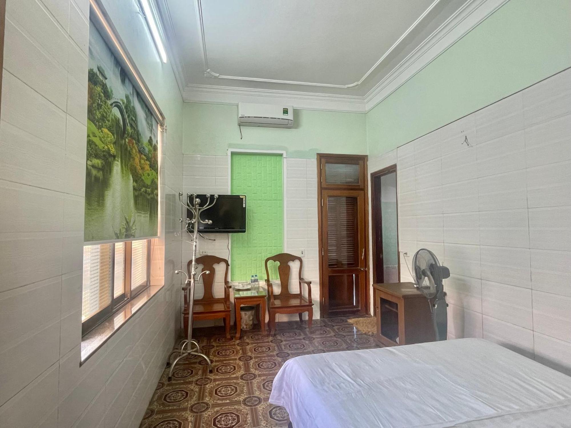 Bach Dai Dung Hotel Ha Tinh Bagian luar foto